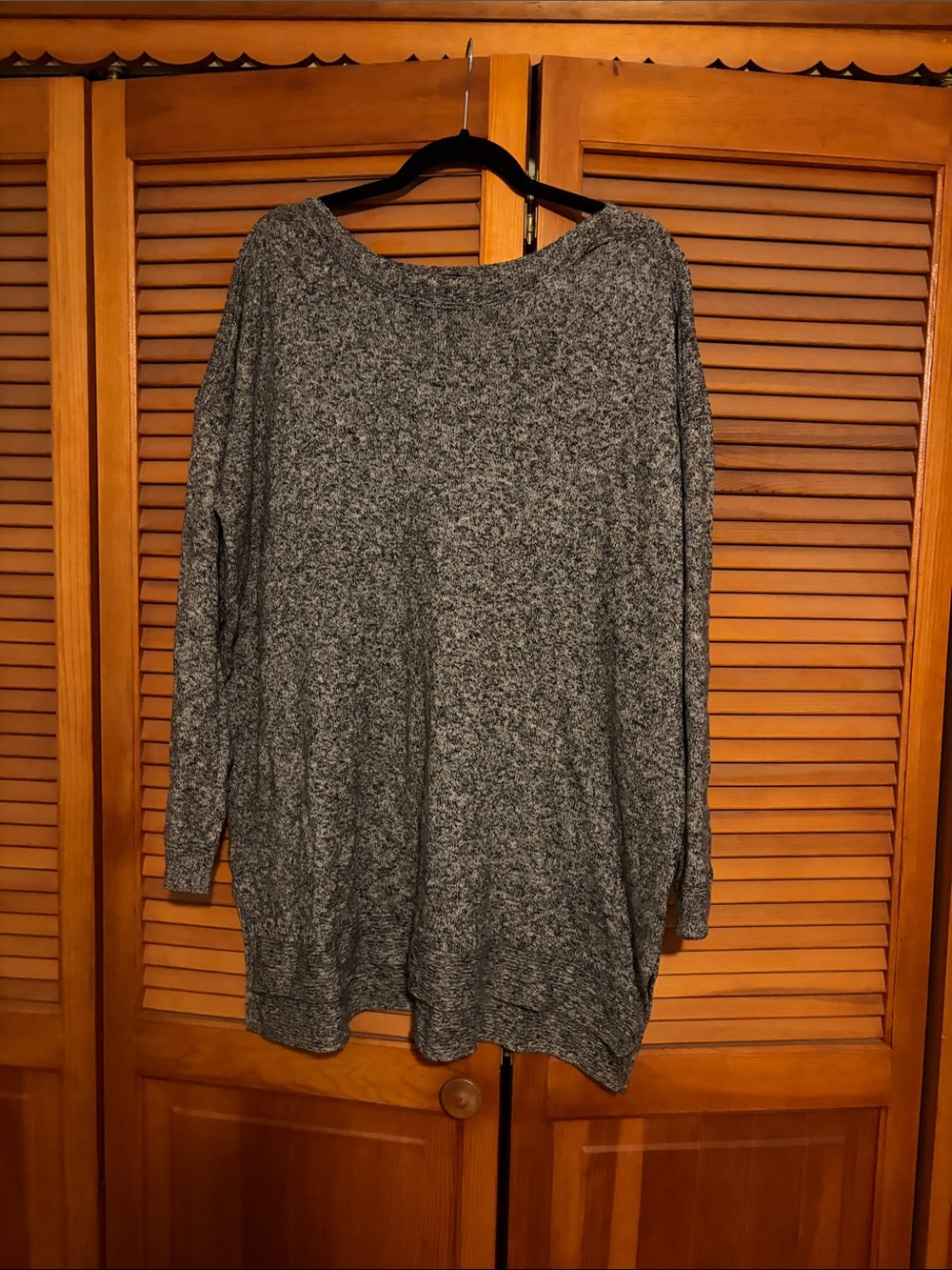 Old Navy Gray Knit Long Sleeve Sweater